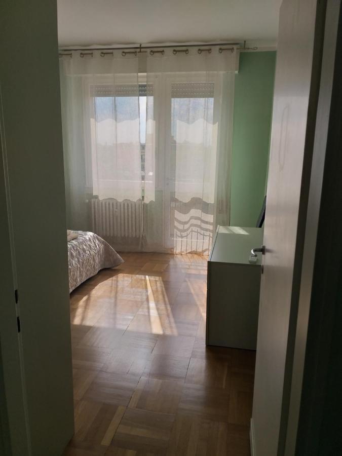 Lux Apartment Падуа Екстериор снимка