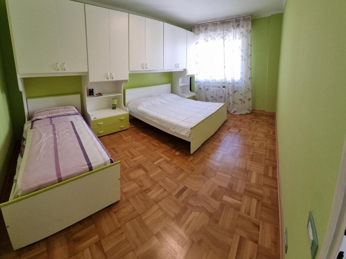 Lux Apartment Падуа Екстериор снимка